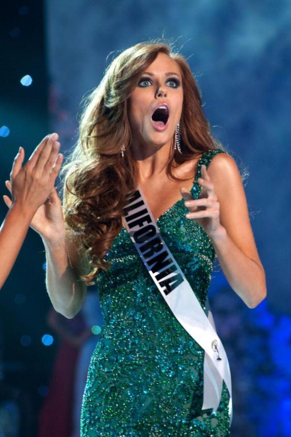 Alyssa-Campanella-Miss-California-USA-2011-is-crowned-Miss-USA-in-Las-Vegas