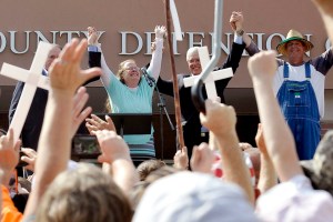 Rowan County Clerk Kim Davis celebrates her release from the Carter County Detention center in Grayson Kentucky